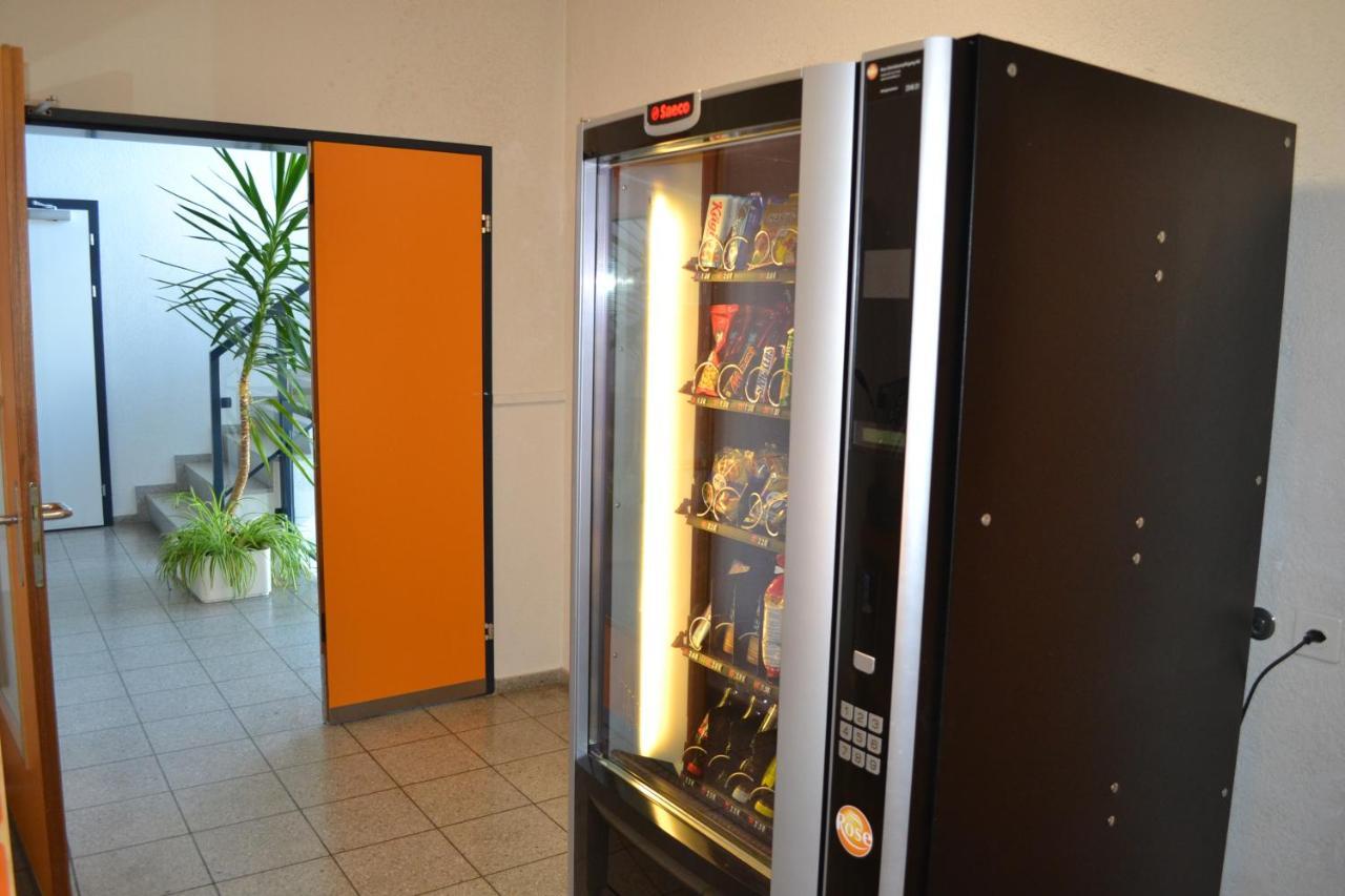 Budget Motel Self Check-In Делликон Экстерьер фото