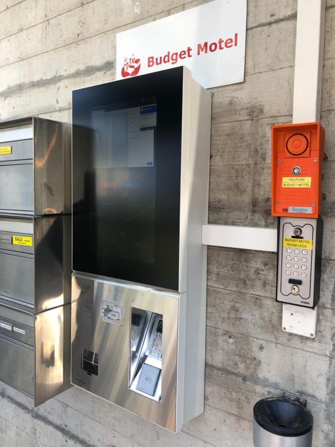 Budget Motel Self Check-In Делликон Экстерьер фото