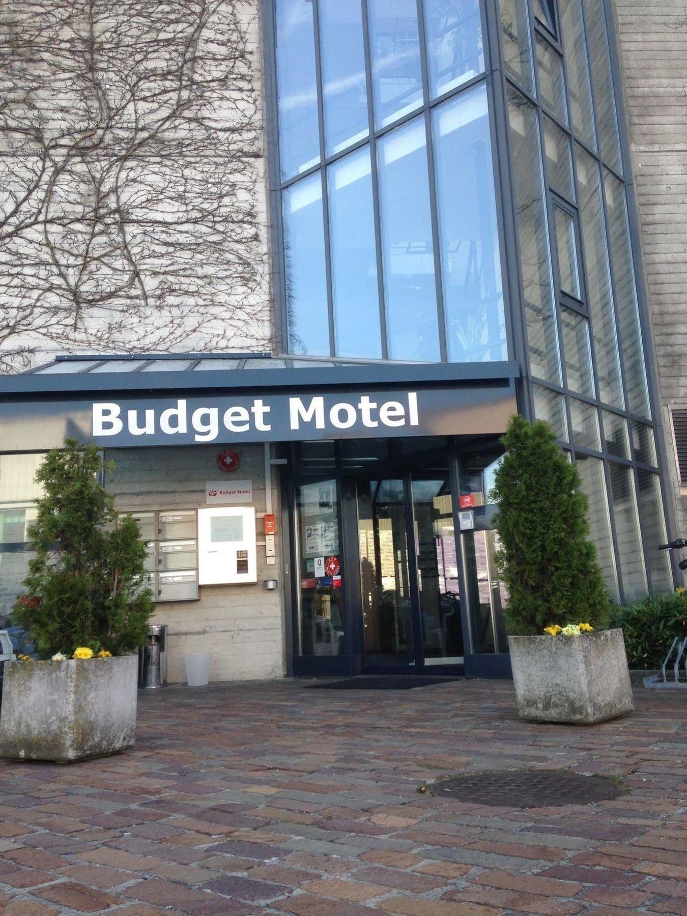 Budget Motel Self Check-In Делликон Экстерьер фото
