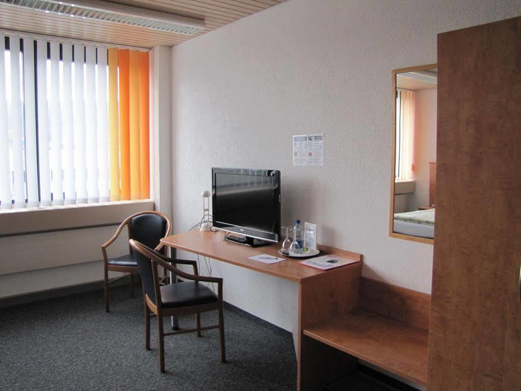 Budget Motel Self Check-In Делликон Экстерьер фото